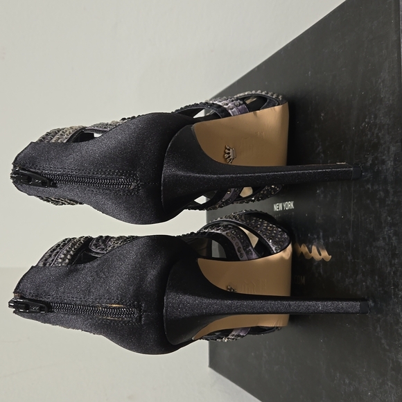 NINA FLAVOR - LS BLACK STEEL EMBELLISHED SATIN HIGH HEELS EVENING 6.5 W BOX - Picture 8 of 16